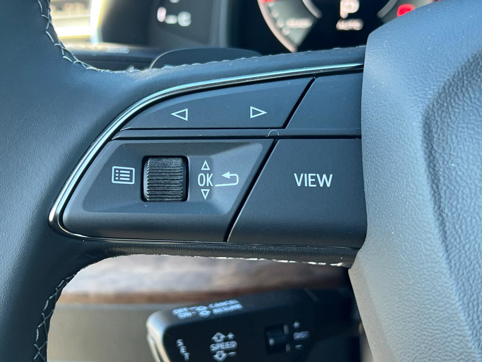 New 2025 Audi Q8 Premium image 18