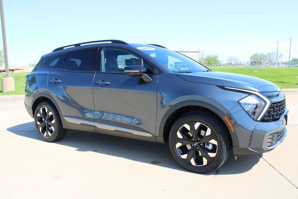 Used 2023 Kia Sportage X-Line w/ X-Line Premium Package image 3