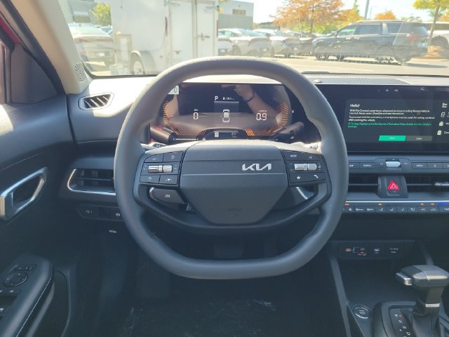 New 2026 Kia K4 FWD image 9
