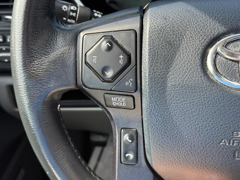Used 2020 Toyota Sequoia Limited w/ Safety & Convenience Package AWD/4WD image 21