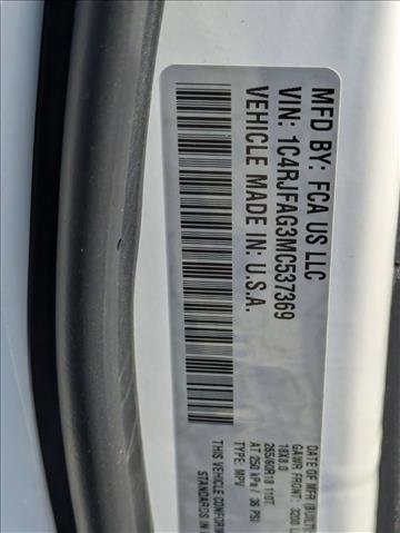 Used 2021 Jeep Grand Cherokee Laredo AWD/4WD image 24