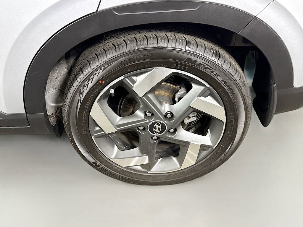 Used 2020 Hyundai Venue SEL w/ Convenience + Premium Package image 33