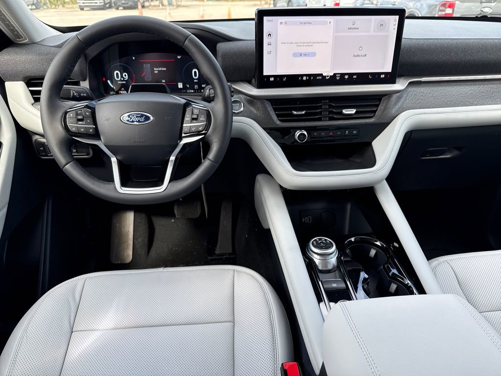 New 2026 Ford Explorer Platinum image 5