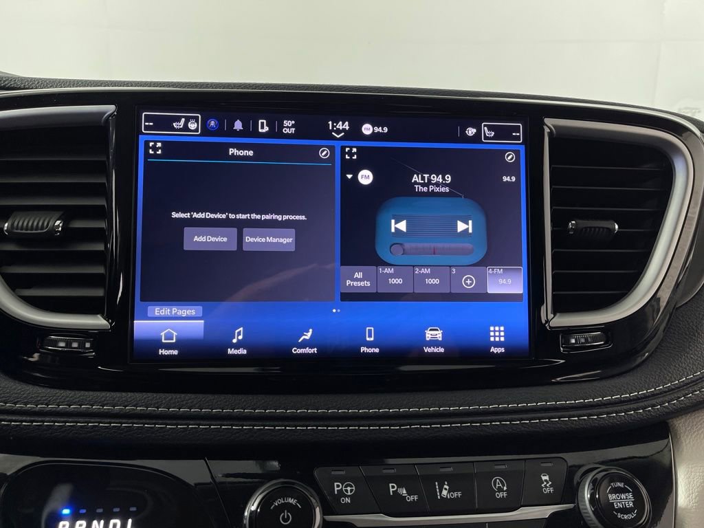 Used 2024 Chrysler Pacifica Touring-L image 20