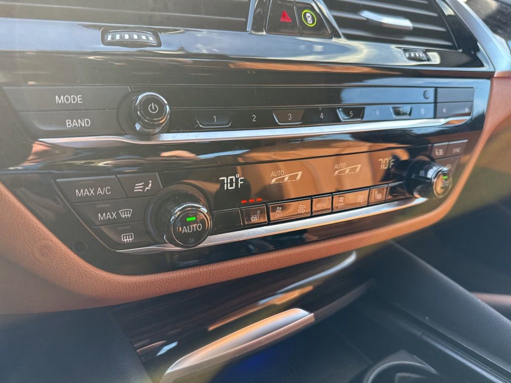 Used 2023 BMW 530i xDrive w/ Executive Package image 18