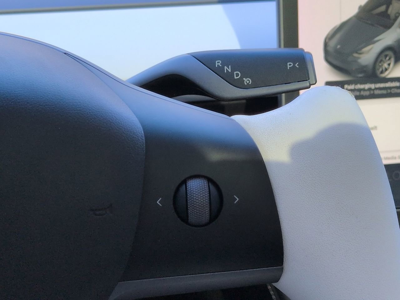 Used 2021 Tesla Model Y Long Range AWD/4WD image 25