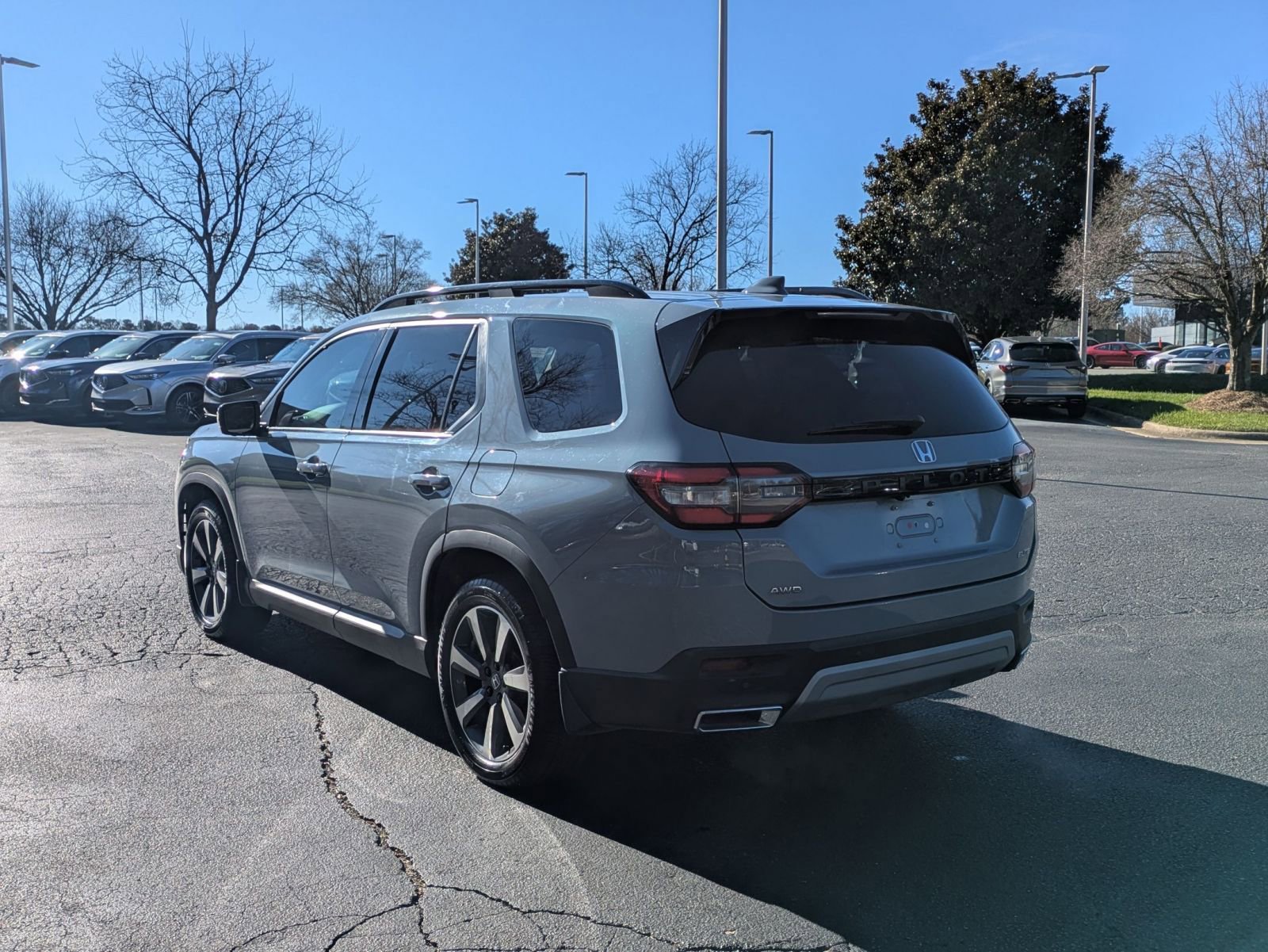 Used 2023 Honda Pilot Elite image 7