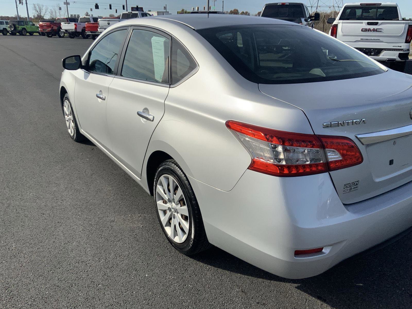 Used 2014 Nissan Sentra SV image 13