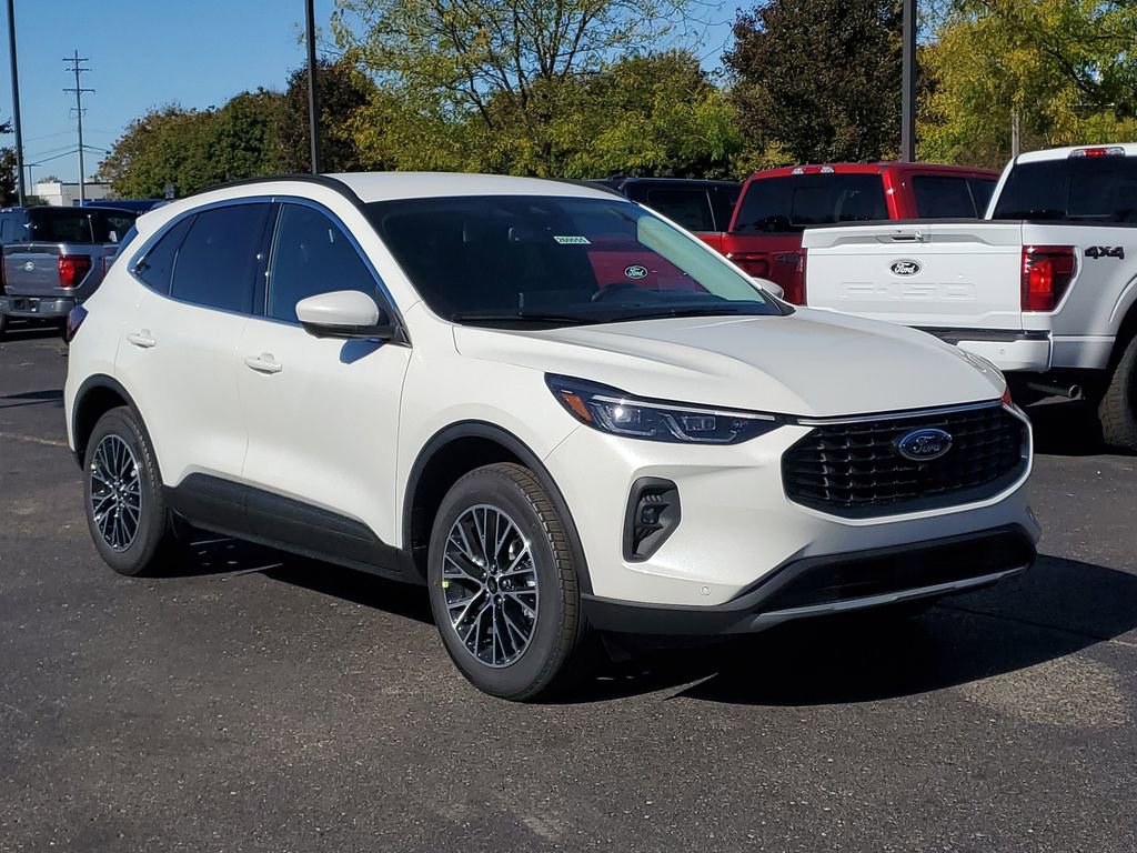 New 2026 Ford Escape SE w/ PHEV Premium Package image 5