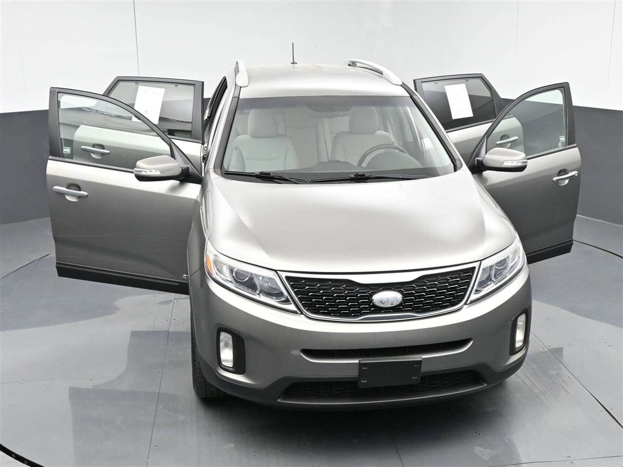 Used 2015 Kia Sorento LX image 37
