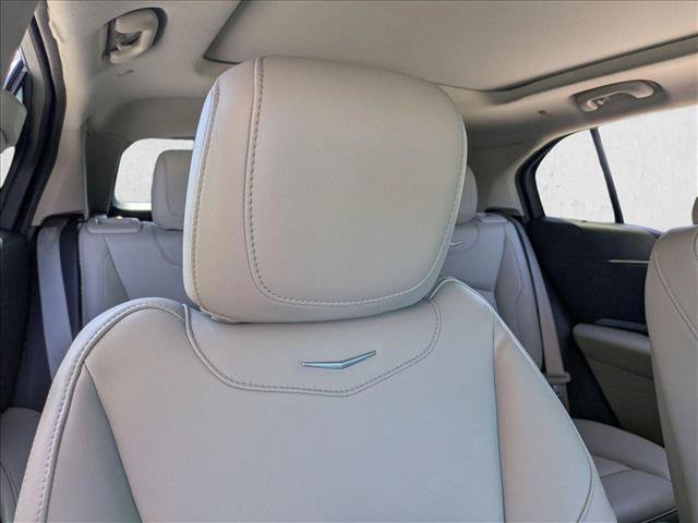 Used 2022 Cadillac XT4 Luxury FWD image 14