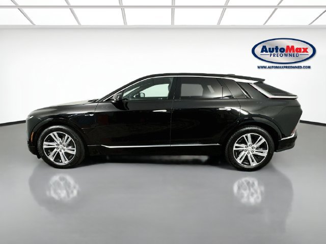Used 2024 Cadillac Lyriq Tech AWD/4WD image 9