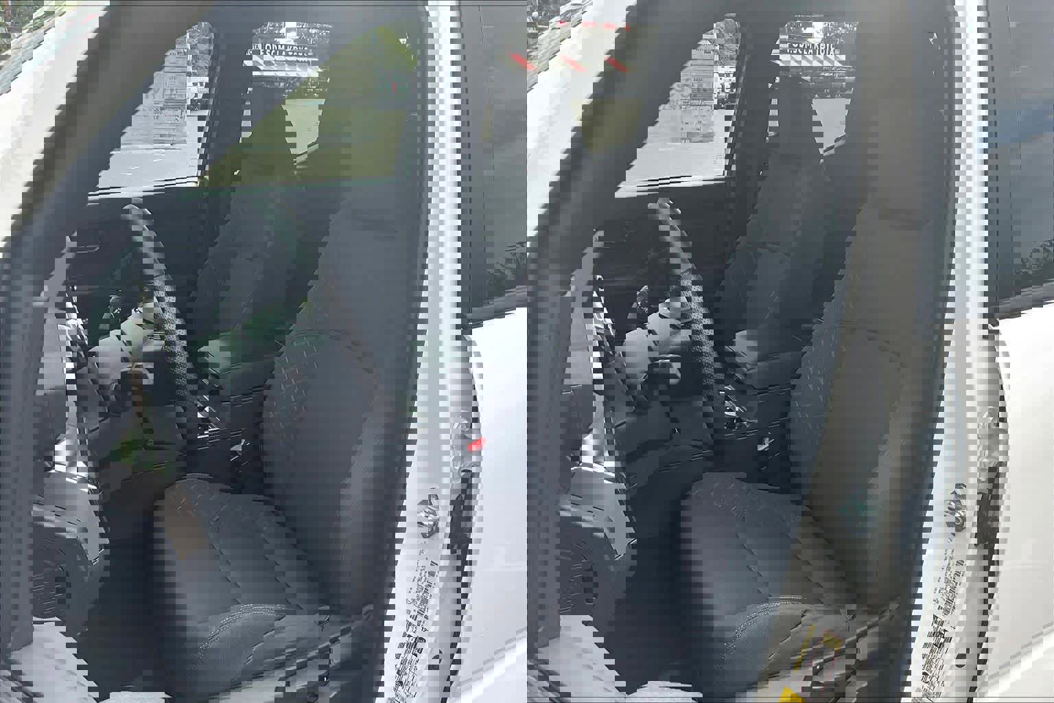 New 2025 Toyota Tacoma SR5 image 9