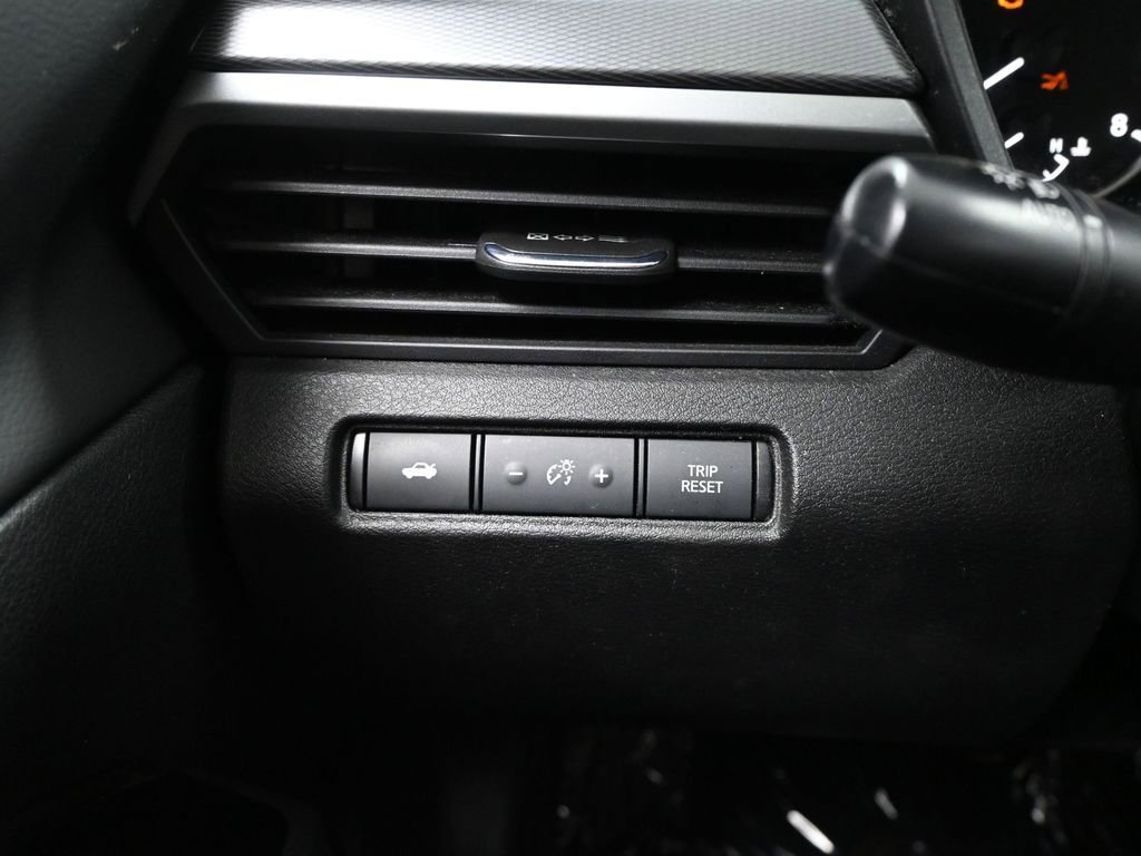 Used 2023 Nissan Altima 2.5 SR image 23