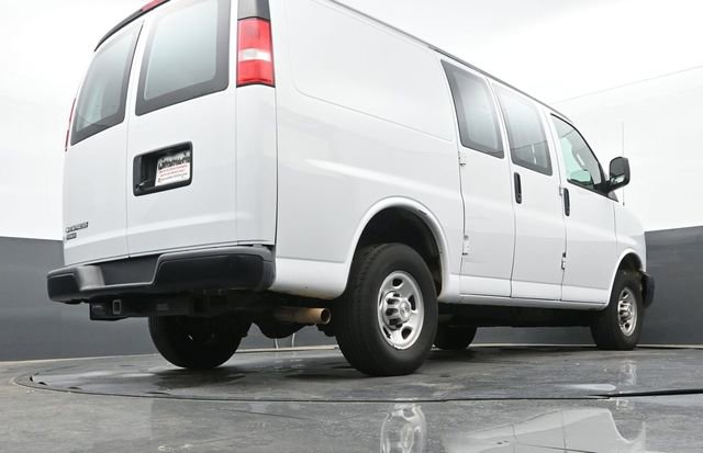 Used 2020 Chevrolet Express 2500 w/ Driver Convenience Package RWD image 11