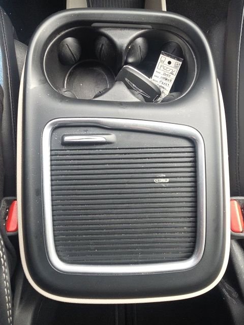 Used 2023 Chrysler Pacifica Touring-L FWD image 40