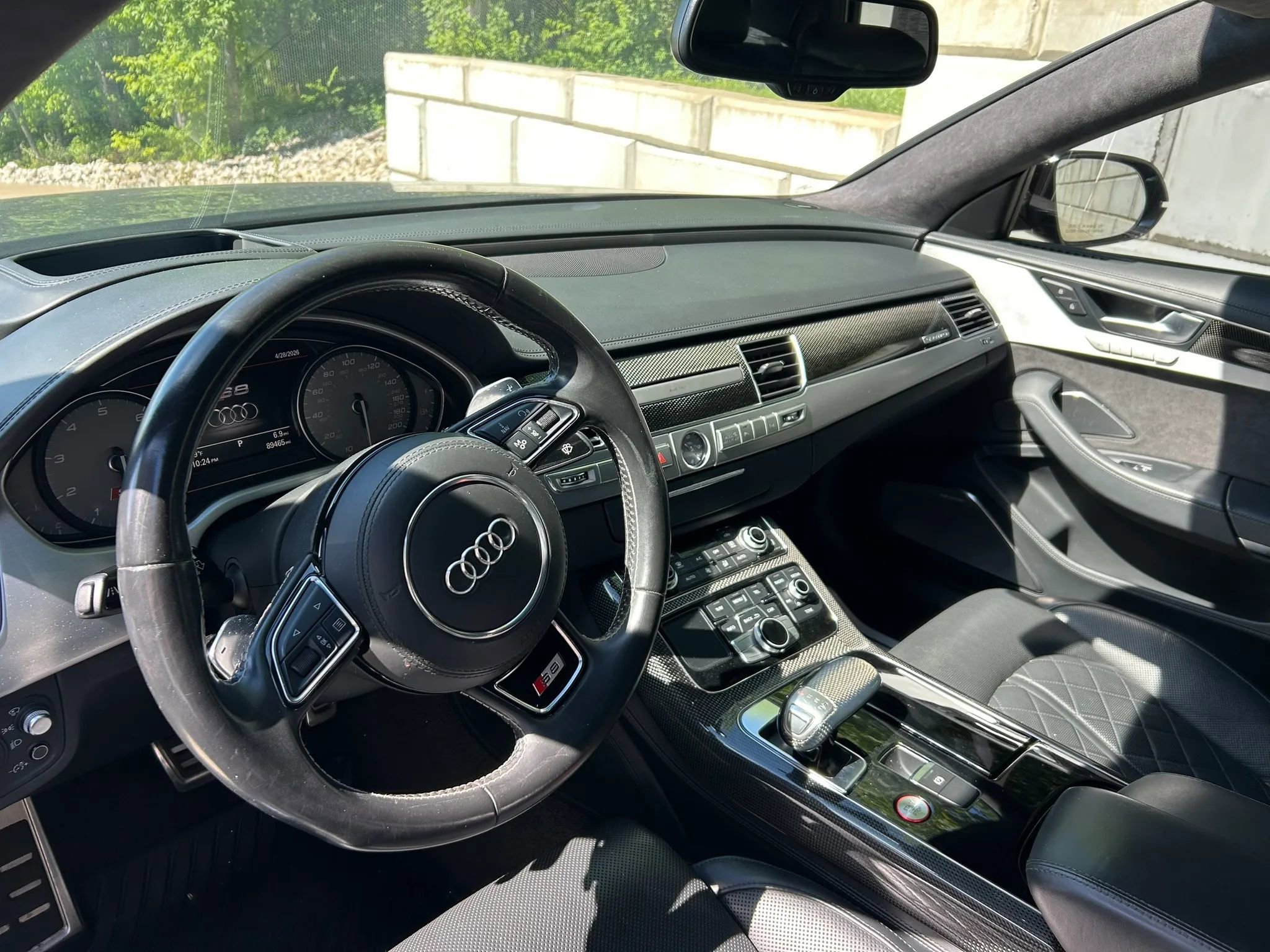 Used 2016 Audi S8 Plus w/ Dynamic Package AWD/4WD image 3