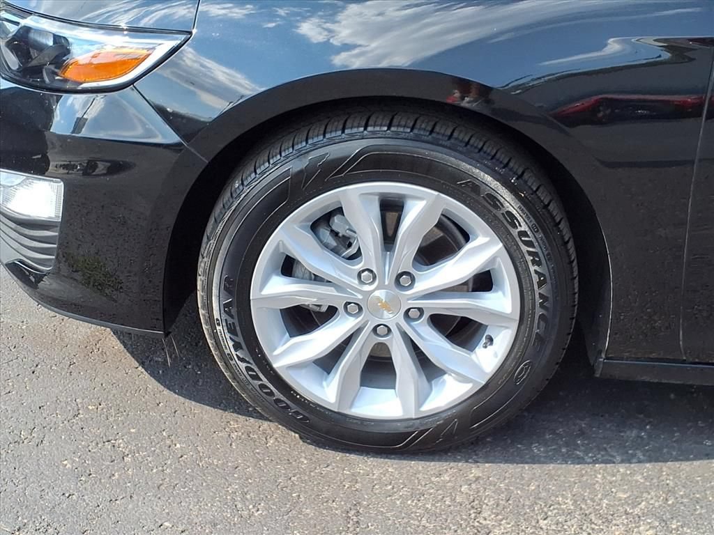 Used 2025 Chevrolet Malibu LT FWD image 6
