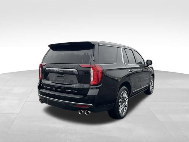 Used 2024 GMC Yukon Denali Ultimate AWD/4WD image 5