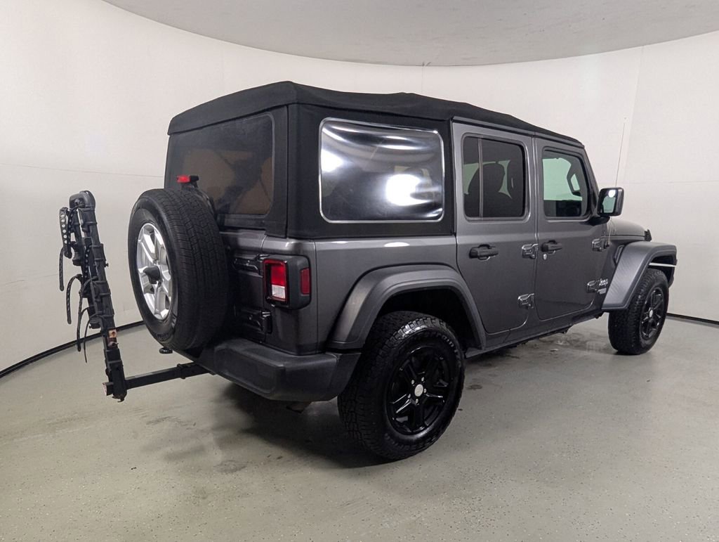 Used 2018 Jeep Wrangler Unlimited Sport S image 8