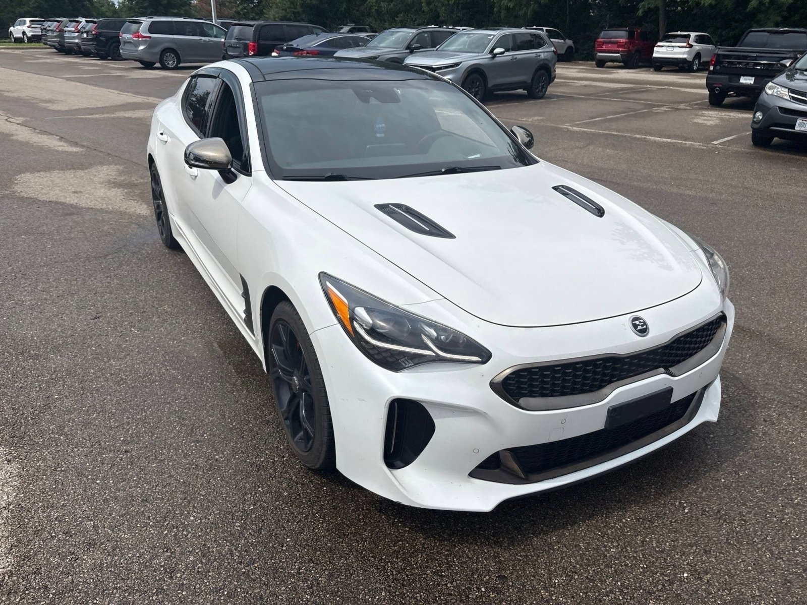 Used 2018 Kia Stinger GT2 AWD/4WD image 17