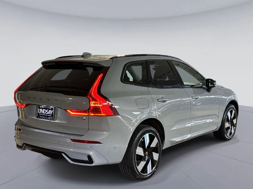 Used 2025 Volvo XC60 T8 Plus w/ Climate Package AWD/4WD image 7