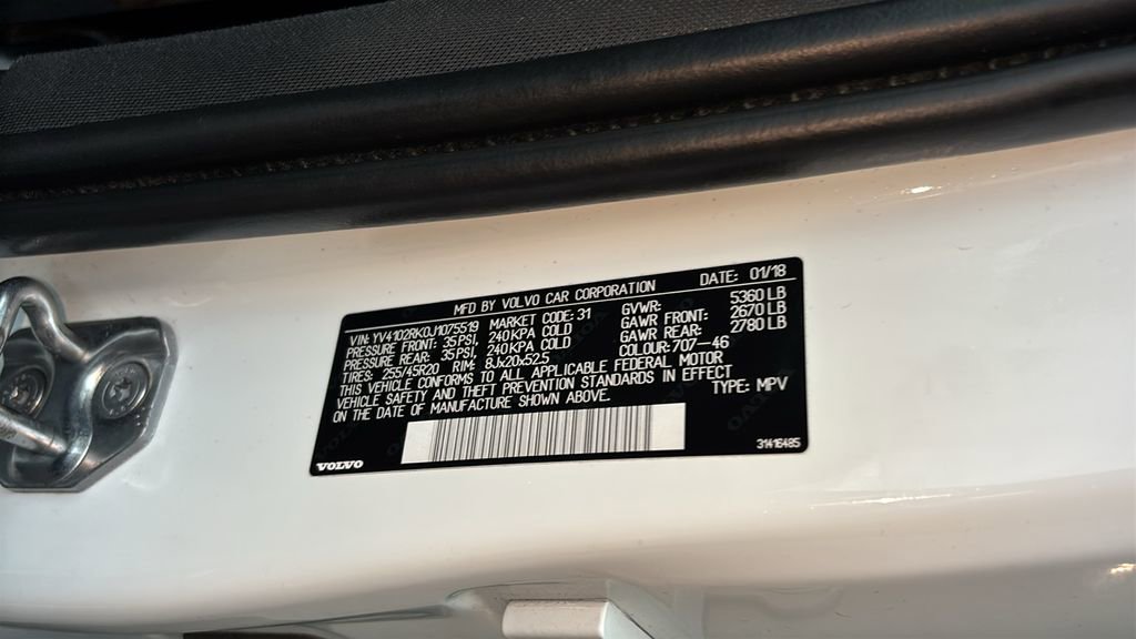 Used 2018 Volvo XC60 T5 Momentum w/ Vision Package image 34