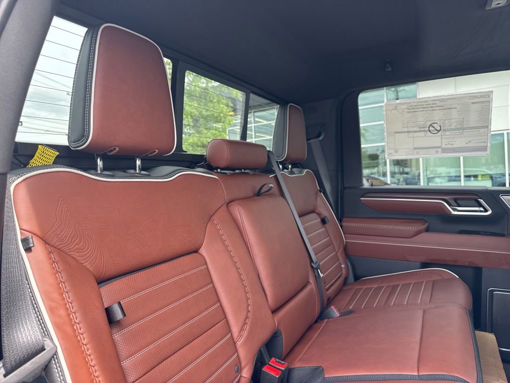 New 2026 GMC Sierra 3500 Denali Ultimate AWD/4WD image 31