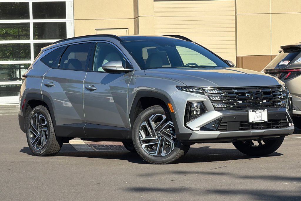 New 2026 Hyundai Tucson Limited AWD/4WD image 2