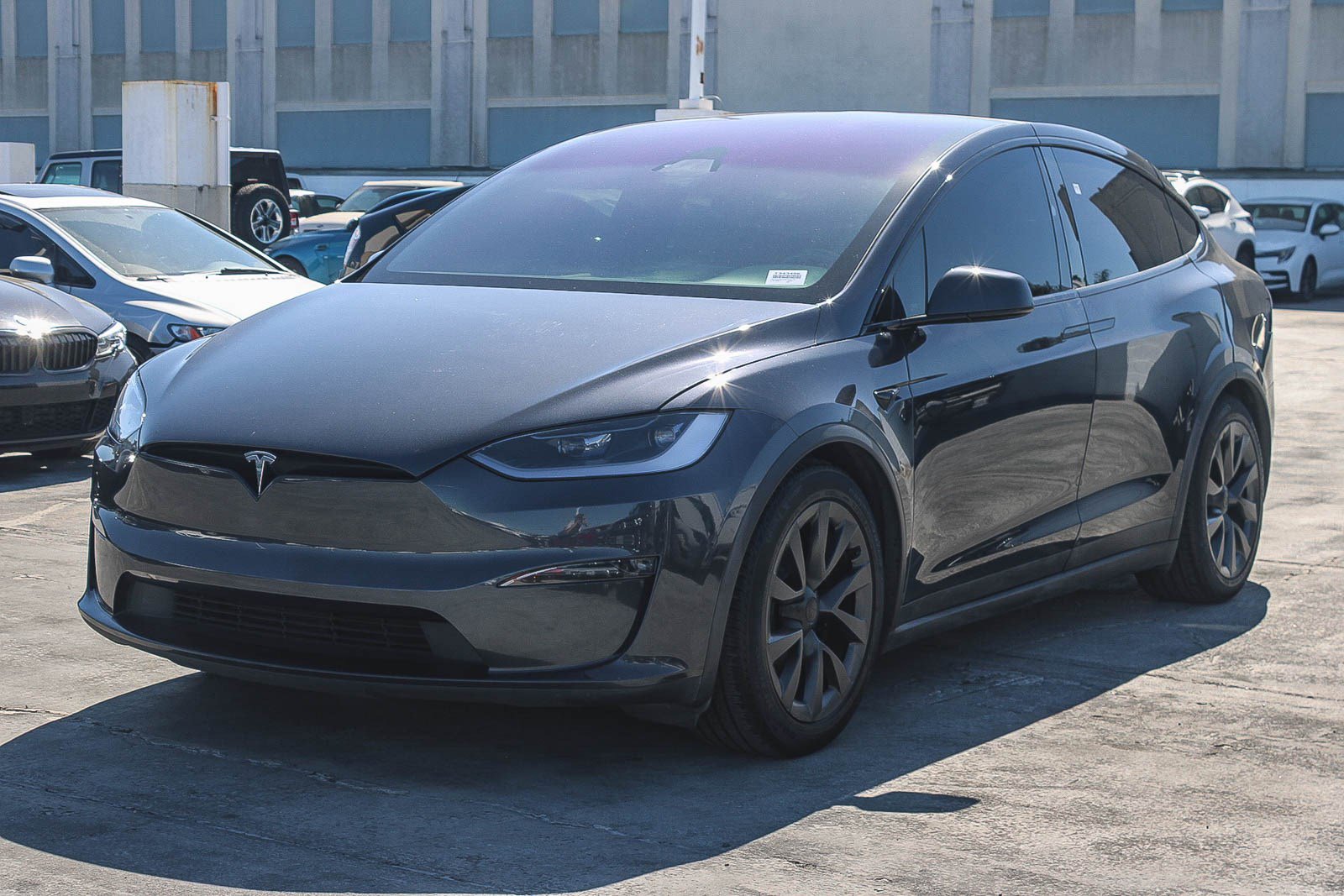 Used 2024 Tesla Model X AWD/4WD image 3