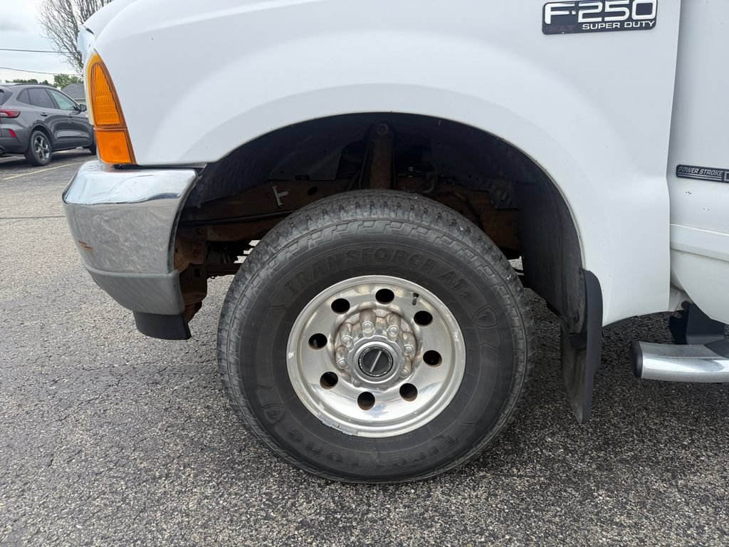 Used 2001 Ford F250 4x4 SuperCab Super Duty image 15
