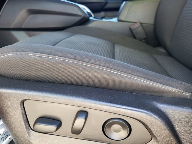 Used 2025 Chevrolet Colorado LT image 15