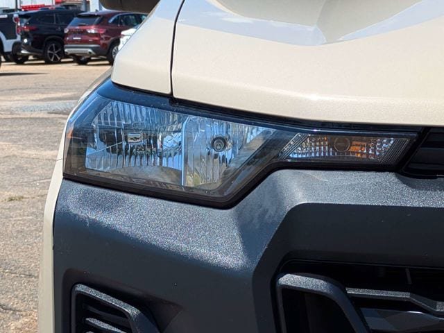 Used 2023 Chevrolet Colorado W/T RWD image 10
