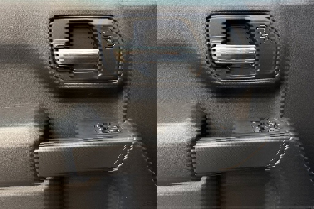 New 2025 Chevrolet Silverado 1500 W/T w/ WT Safety Package image 11