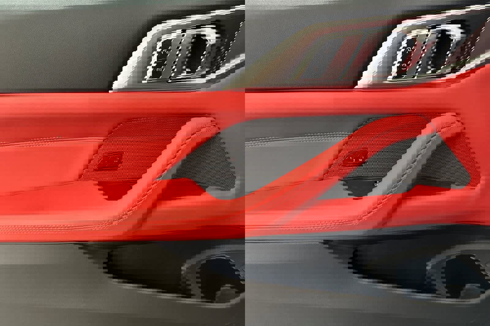 Used 2023 BMW M4 Competition w/ Executive Package image 12