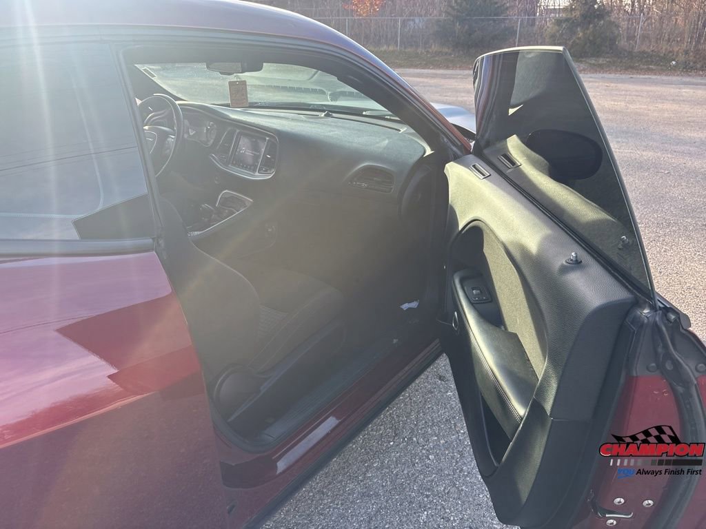 Used 2020 Dodge Challenger R/T w/ T/A Package image 15