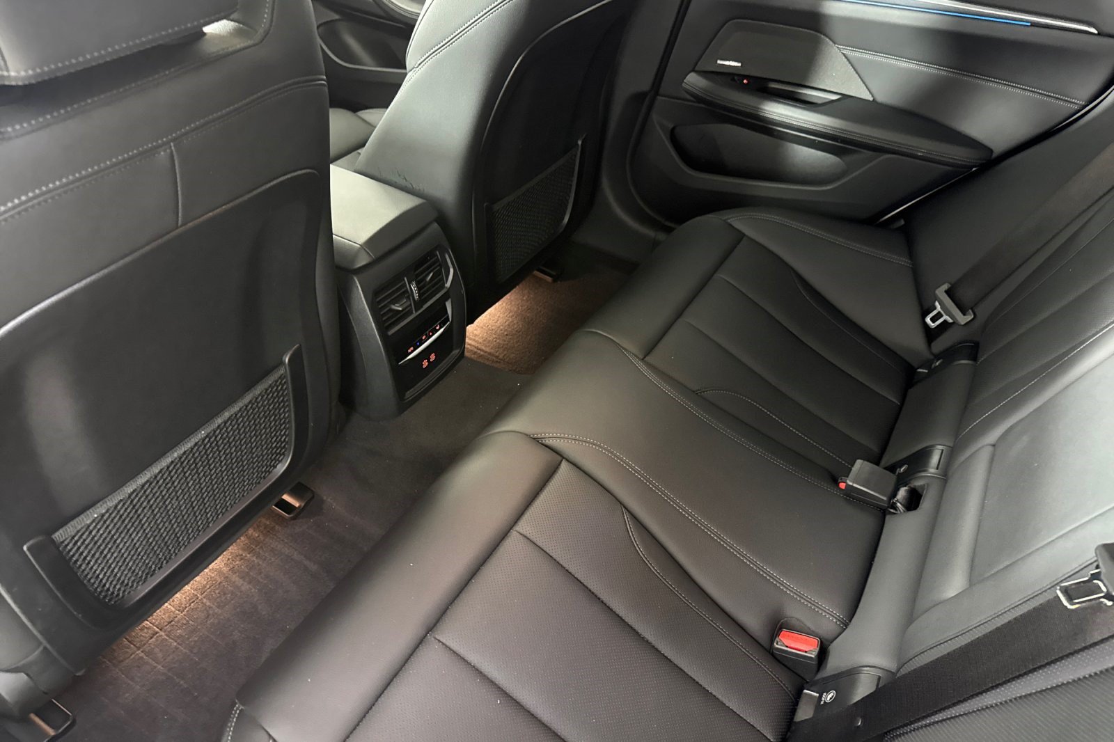 Certified 2023 BMW i4 eDrive35 RWD image 29