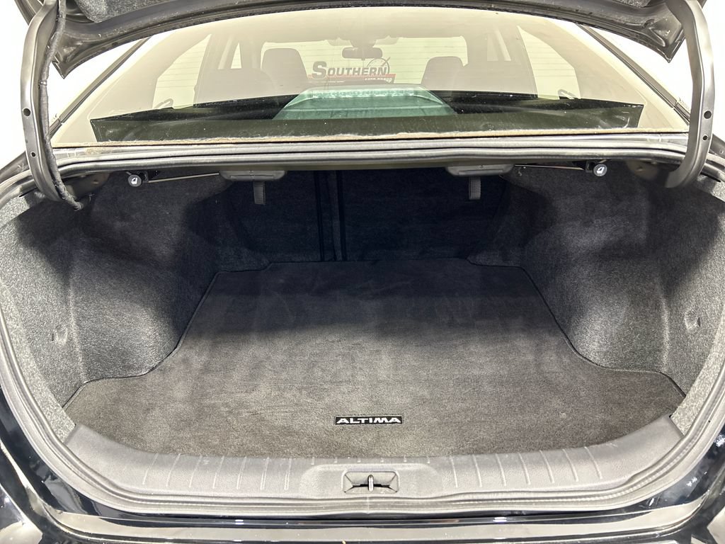Used 2023 Nissan Altima 2.5 SR FWD image 19
