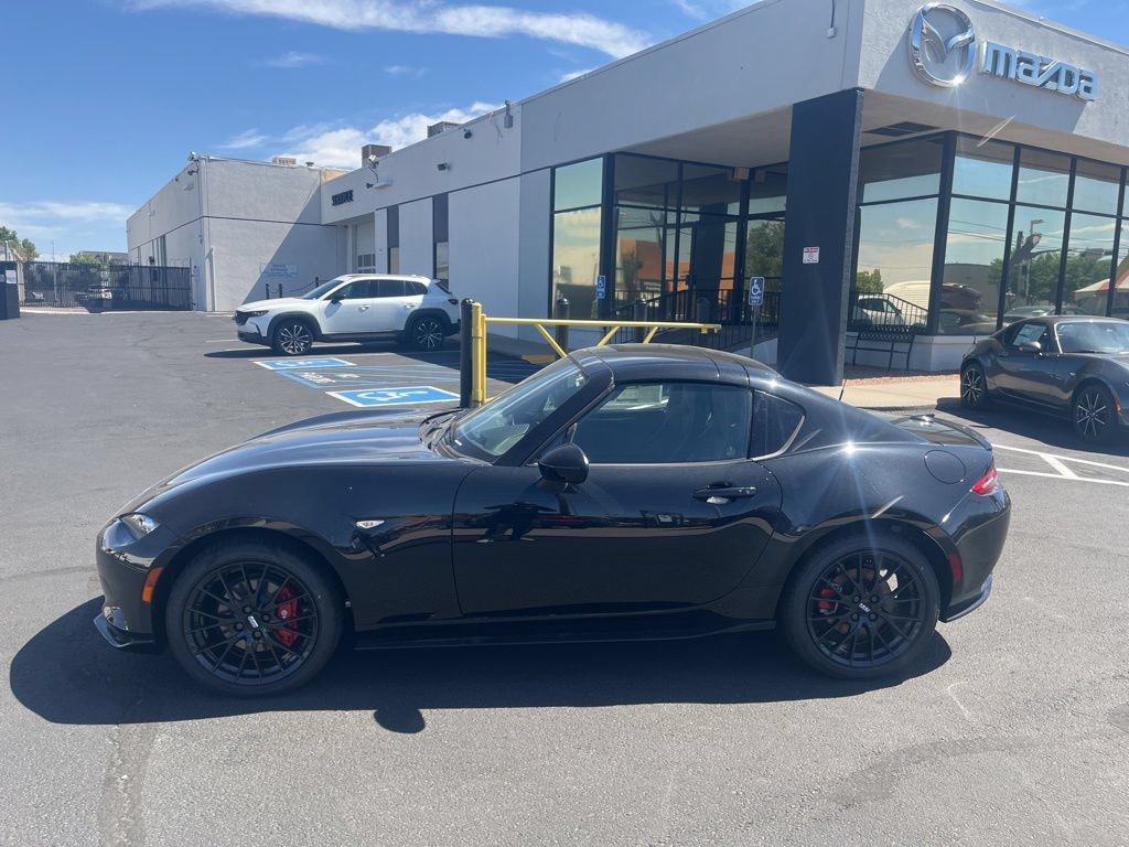 New 2026 MAZDA MX-5 Miata RF Club w/ Weather Package RWD image 2