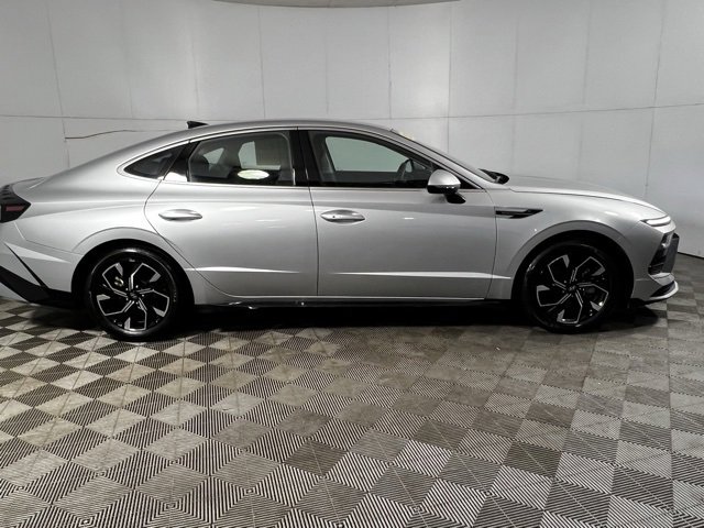 Used 2024 Hyundai Sonata SEL image 4