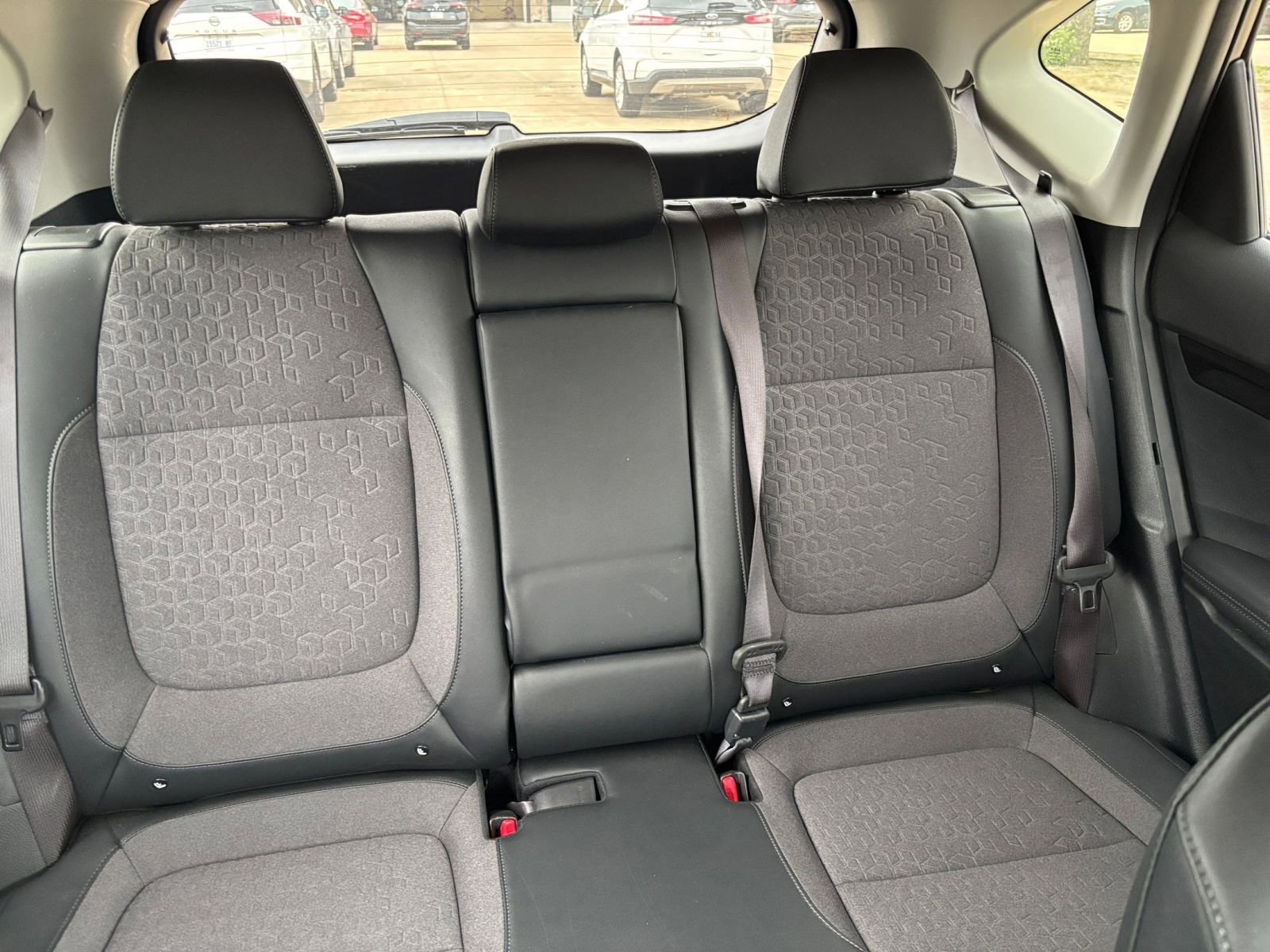 Used 2025 Kia Seltos S image 41