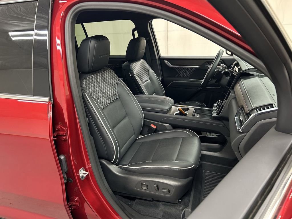 Certified 2025 GMC Acadia Denali w/ LPO, Floor Liner Package image 23