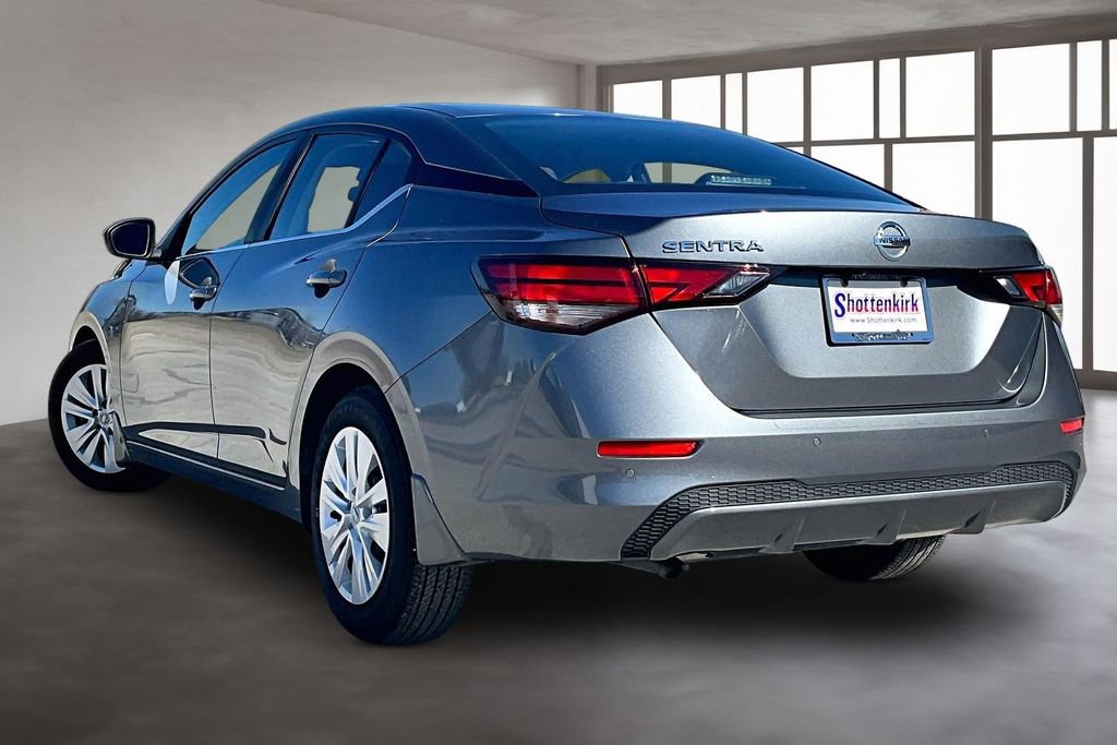 Used 2023 Nissan Sentra S image 4