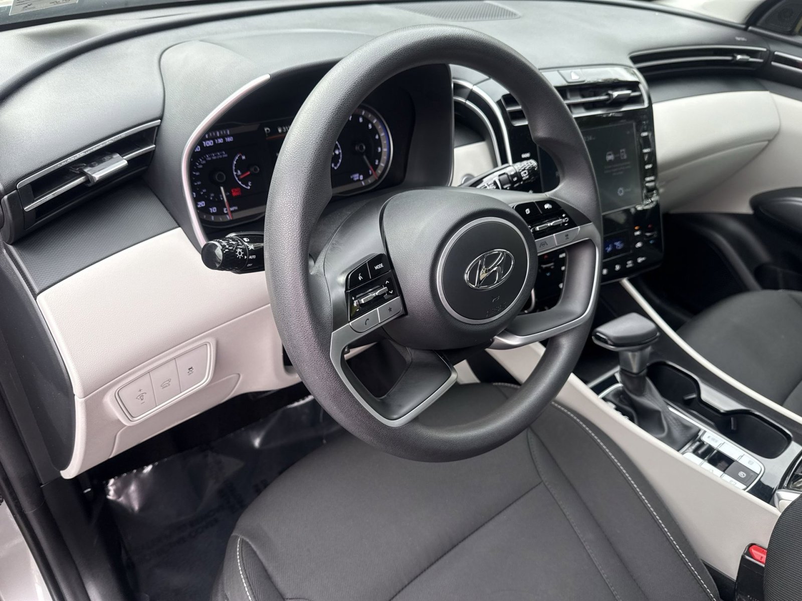 Certified 2024 Hyundai Tucson SEL image 16