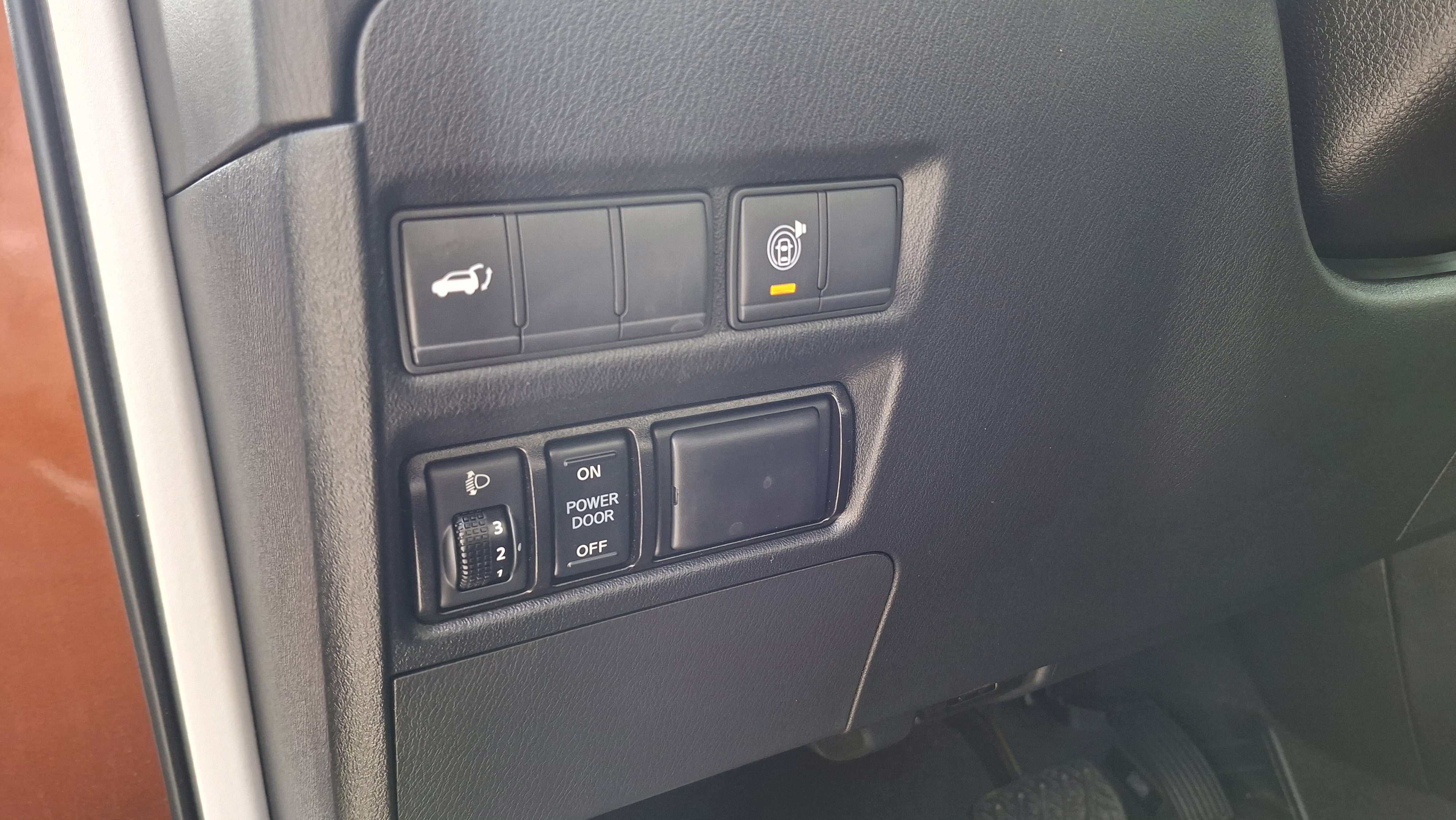Used 2018 Nissan Armada SL w/ Premium Package RWD image 10