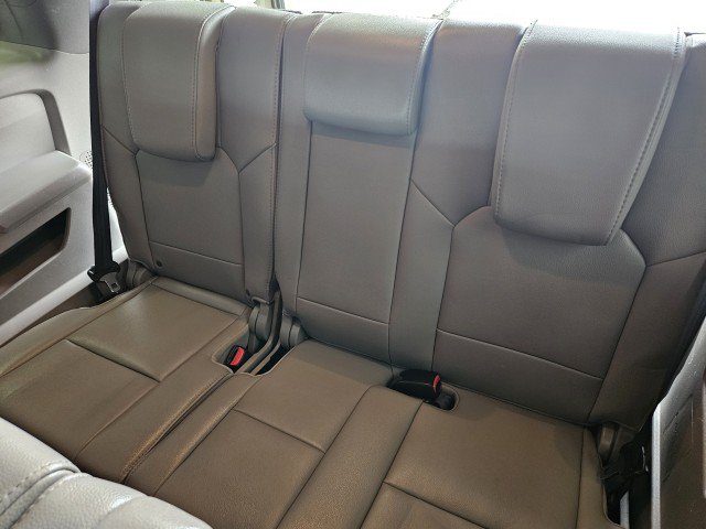 Used 2014 Honda Pilot Touring image 10