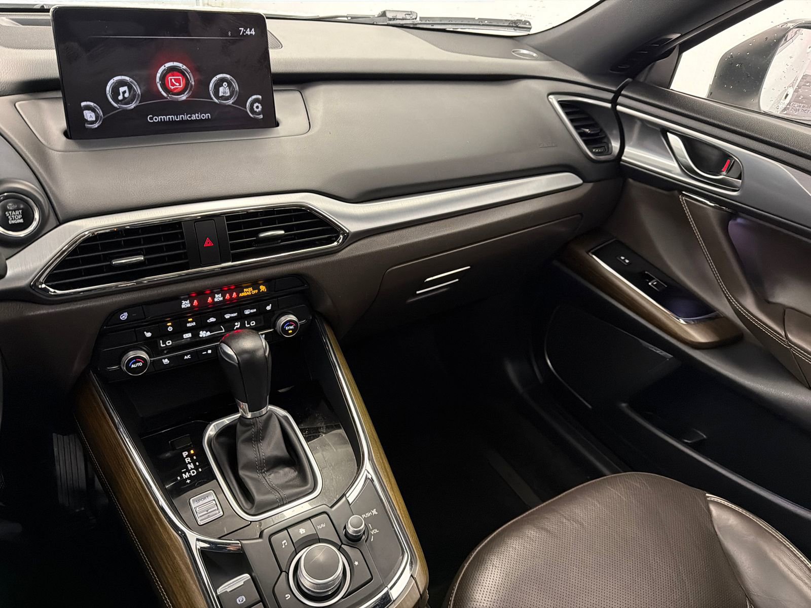 Used 2020 MAZDA CX-9 Signature image 26