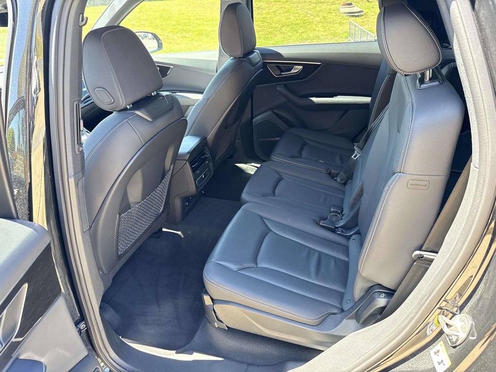 Used 2025 Audi Q7 3.0T Premium Plus AWD/4WD image 10