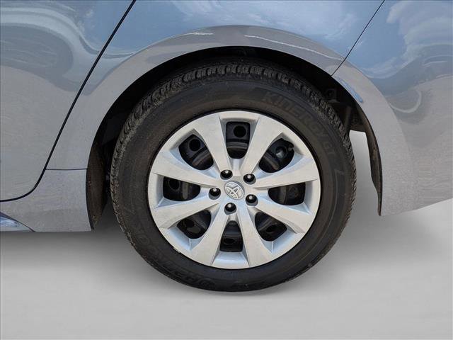 Used 2024 Toyota Corolla LE FWD image 3