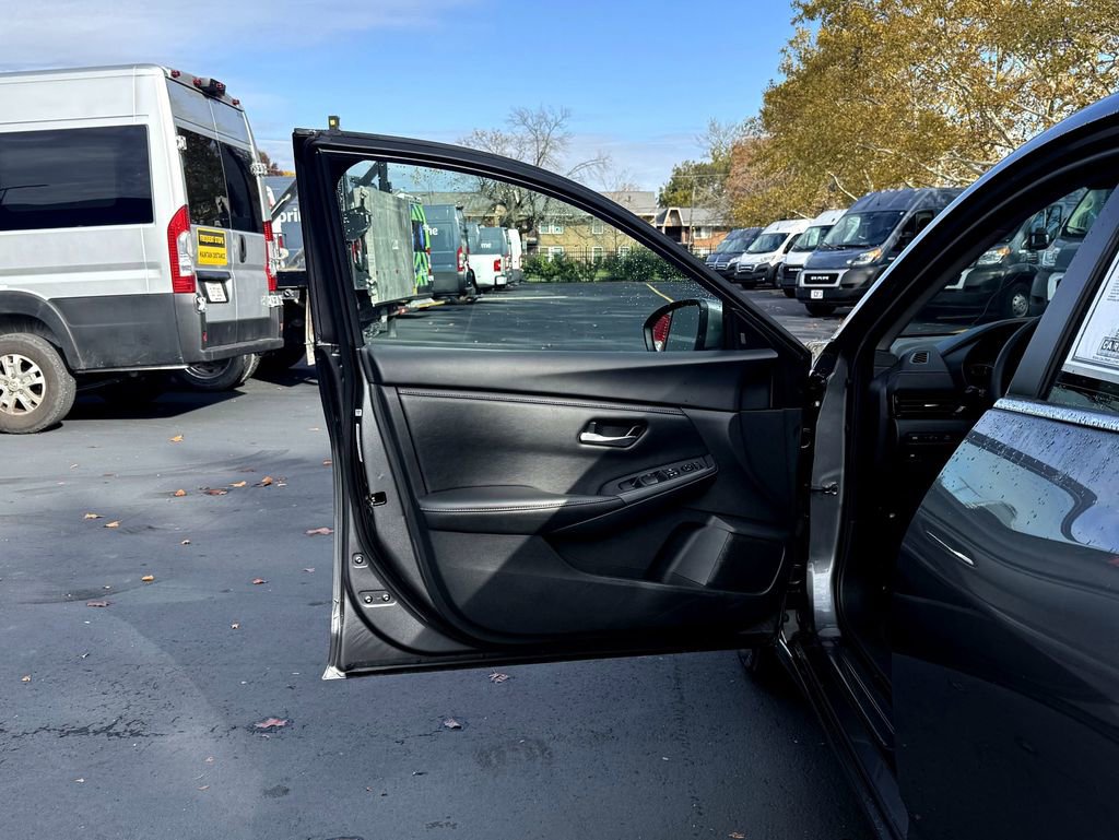 Used 2024 Nissan Sentra SV image 12